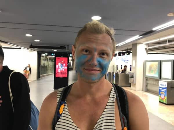 Calvin in metro station