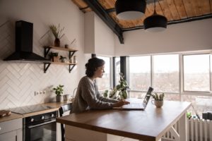 Read more about the article How to Hire a Virtual Assistant That Scales Your Time and Business
